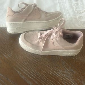 Nike Air Force 1